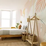 Apartment House *