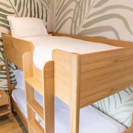 The House - Pool & דירה סקארבורו