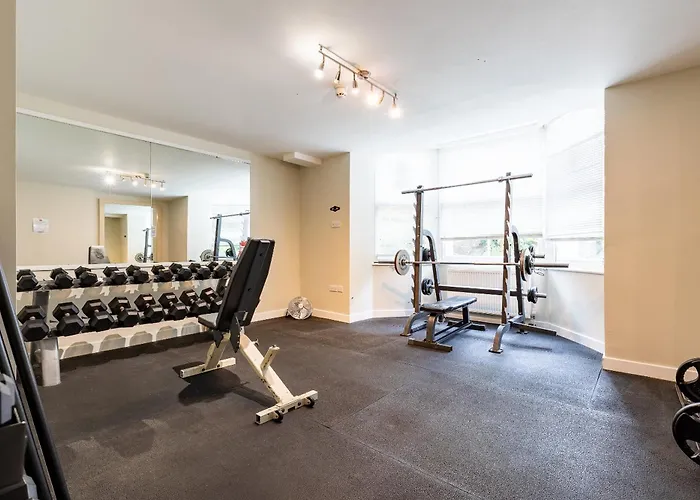 The House - Pool & * Scarborough