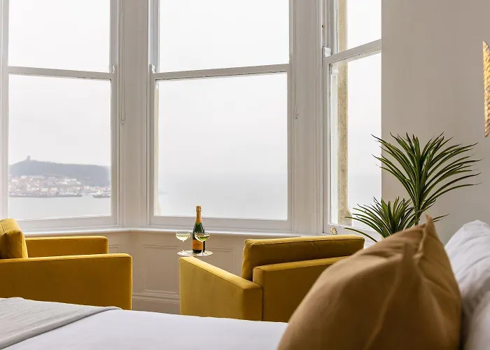 The House - Pool & Scarborough