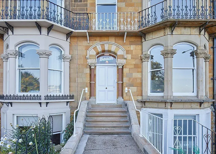 The House - Pool & Scarborough